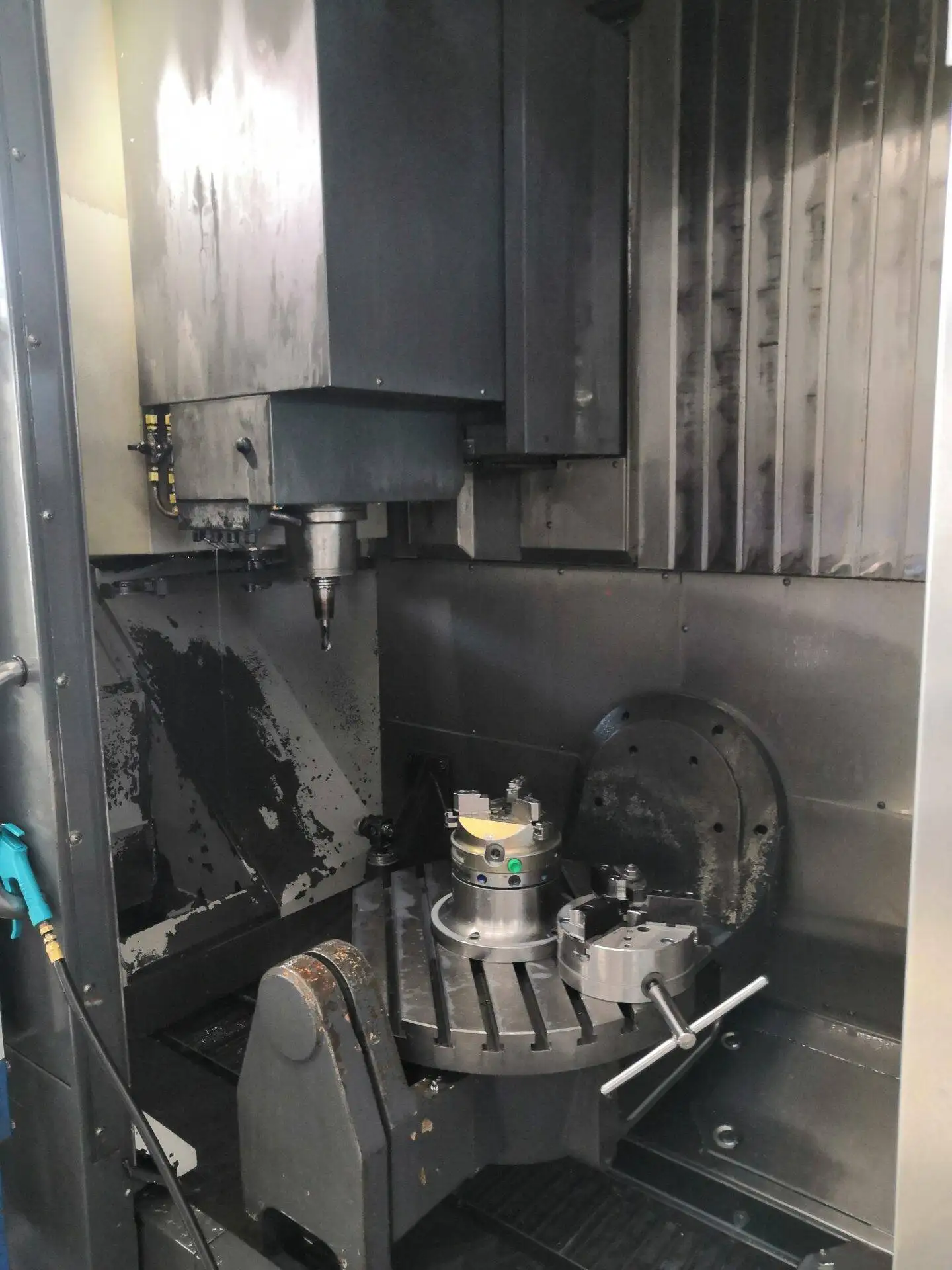 5 Axis milling UMC 750 2