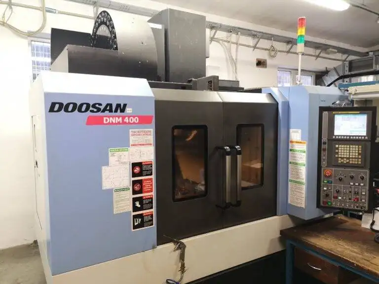 CNC centrum Doosan DNM 400