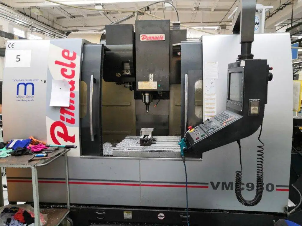 CNC milling centre Pinnacle VMC 950 1