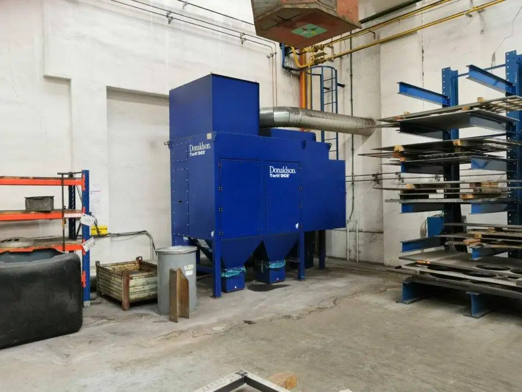 CNC rezaci zarizeni pro deleni materialu 9