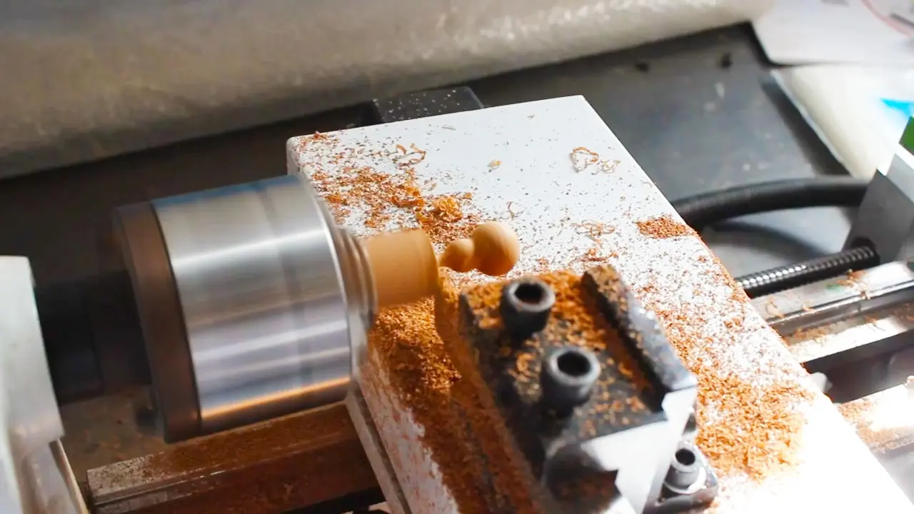 Mini Wood Lathe for Small Wood Gourd Turning